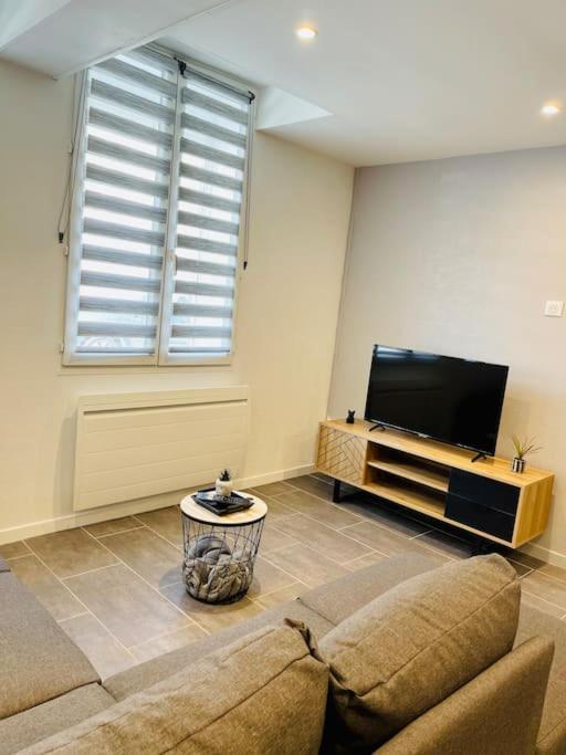Calme & Cosy, A 2 Pas Du Centre Apartamento Avize Exterior foto