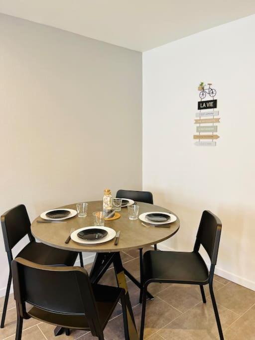 Calme & Cosy, A 2 Pas Du Centre Apartamento Avize Exterior foto