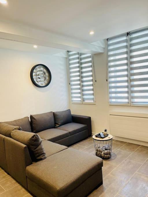 Calme & Cosy, A 2 Pas Du Centre Apartamento Avize Exterior foto